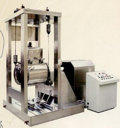 烏蘭浩特制藥粉碎機(jī)加藥裝置問題