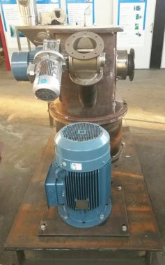 超細(xì)粉碎機(jī)有很多優(yōu)點(diǎn)，不容錯(cuò)過(guò)！